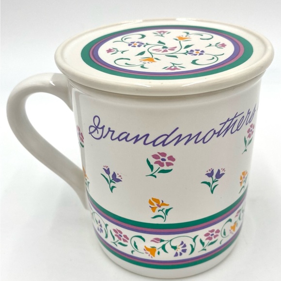 Vintage 1985 Collectible Coffee Mug Current Stationery Grandmothers are Special - Picture 2 of 8